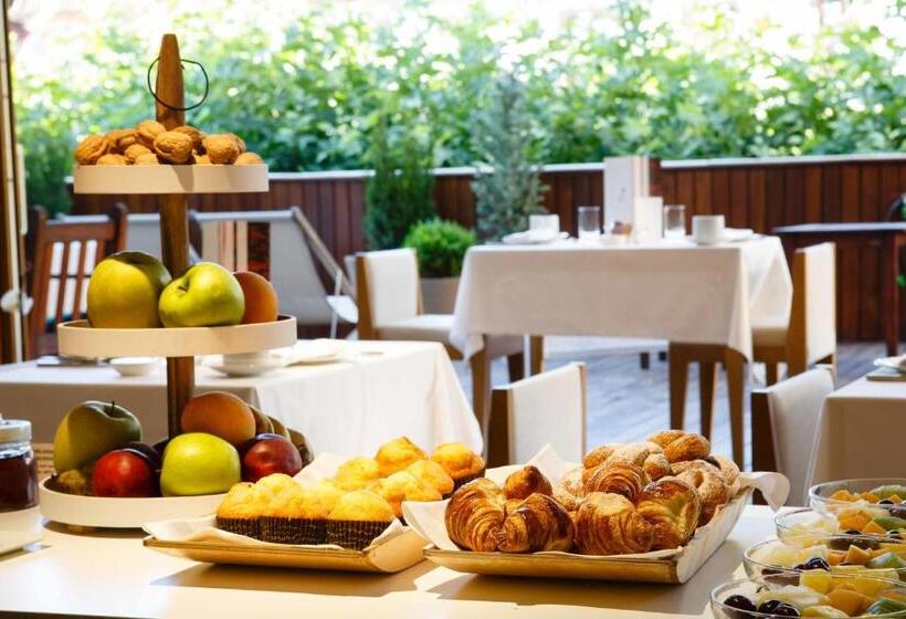 هتل Echaurren Relais & Châteaux