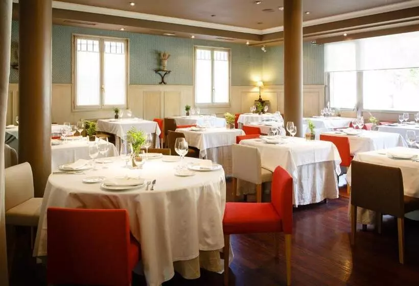 בית מלון כפרי Echaurren Relais & Châteaux