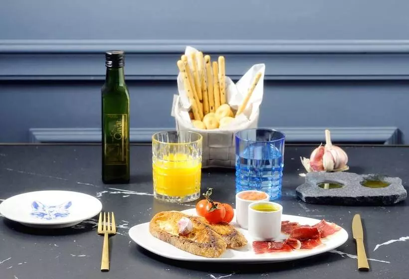 Gran Hotel Inglés, The Leading Hotels of The World