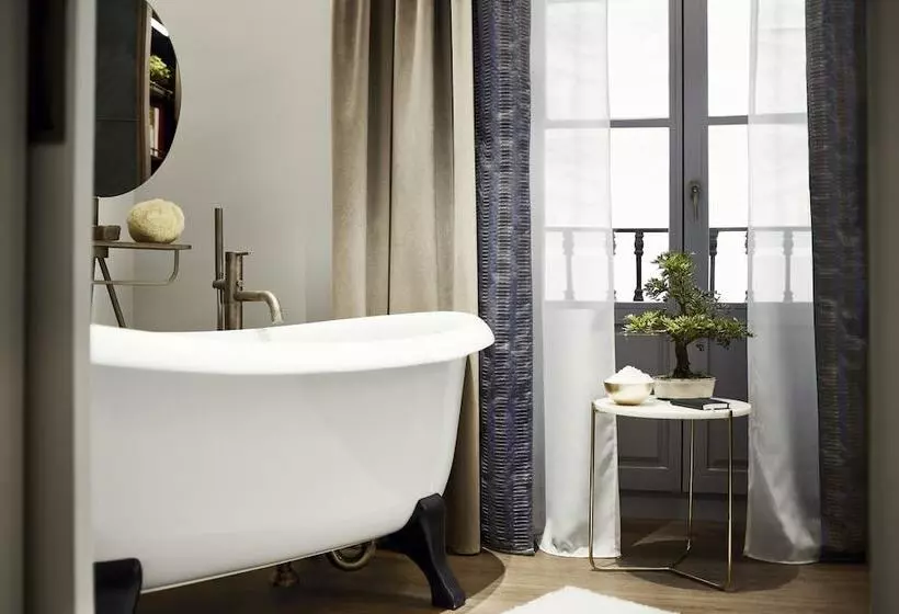Gran Hotel Inglés, The Leading Hotels of The World