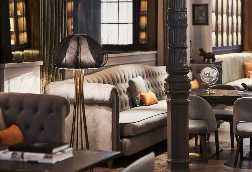 Gran Hotel Inglés, The Leading Hotels of The World
