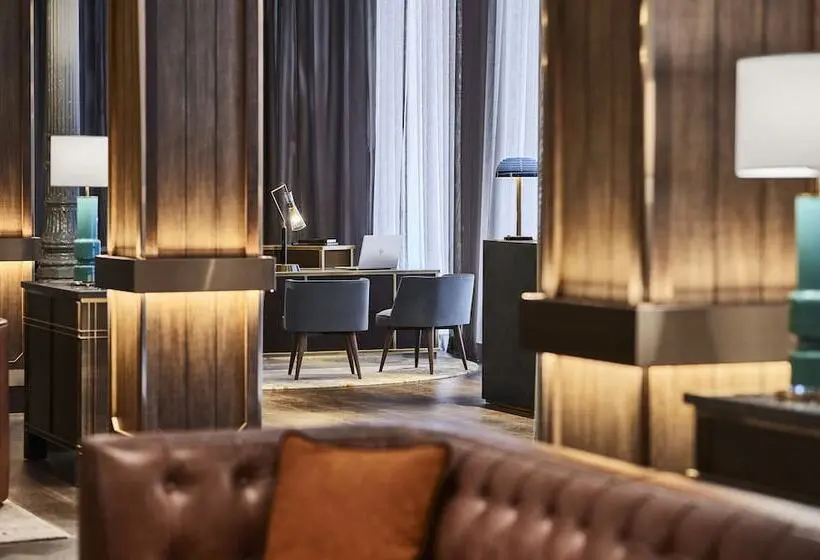 Gran Hotel Inglés, The Leading Hotels of The World