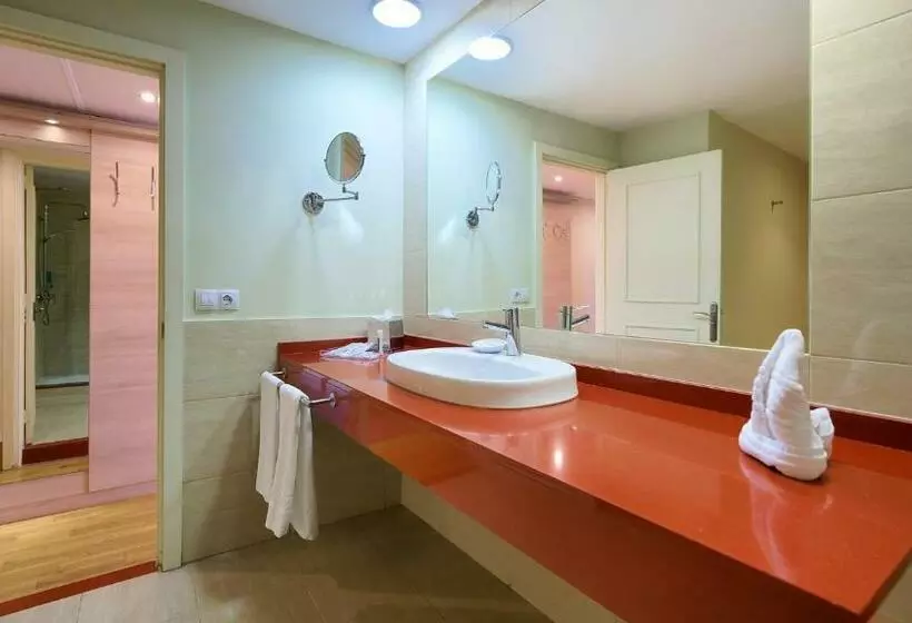 Отель Bull Costa Canaria & Spa - Adults Only