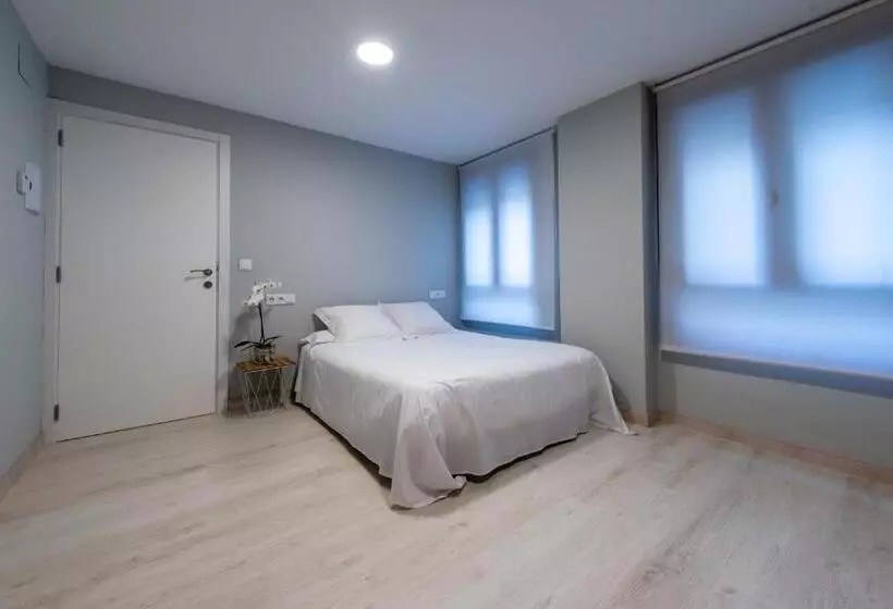 בית מלון כפרי Ciudad De Jaca