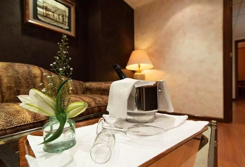 Hospedium Hotel Europa Centro