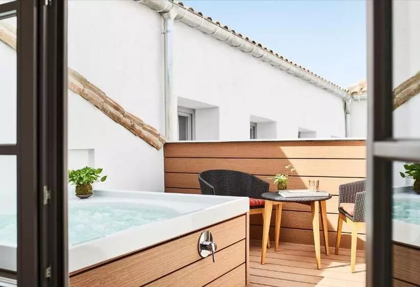 Gran Hotel Inglés, The Leading Hotels of The World