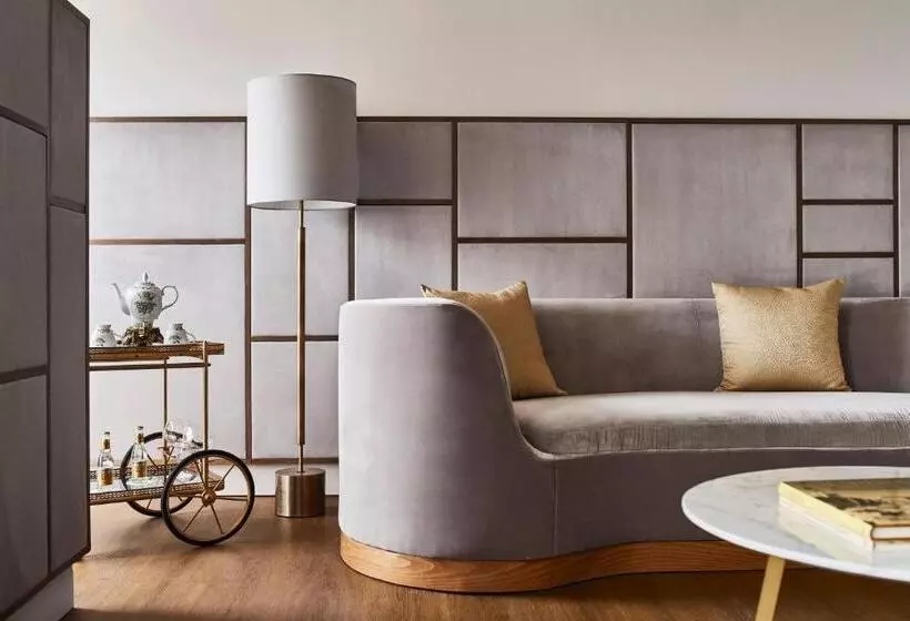 Gran Hotel Inglés, The Leading Hotels of The World