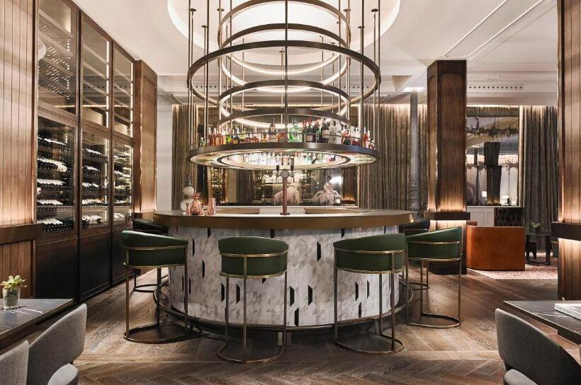 Gran Hotel Inglés, The Leading Hotels of The World