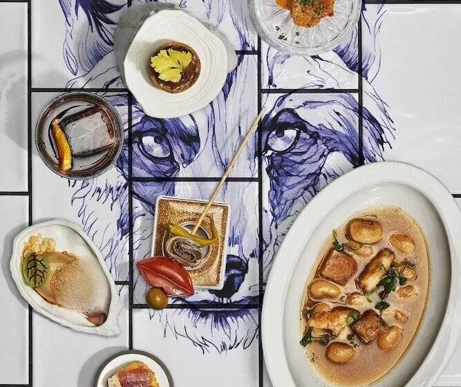 Gran Hotel Inglés, The Leading Hotels of The World