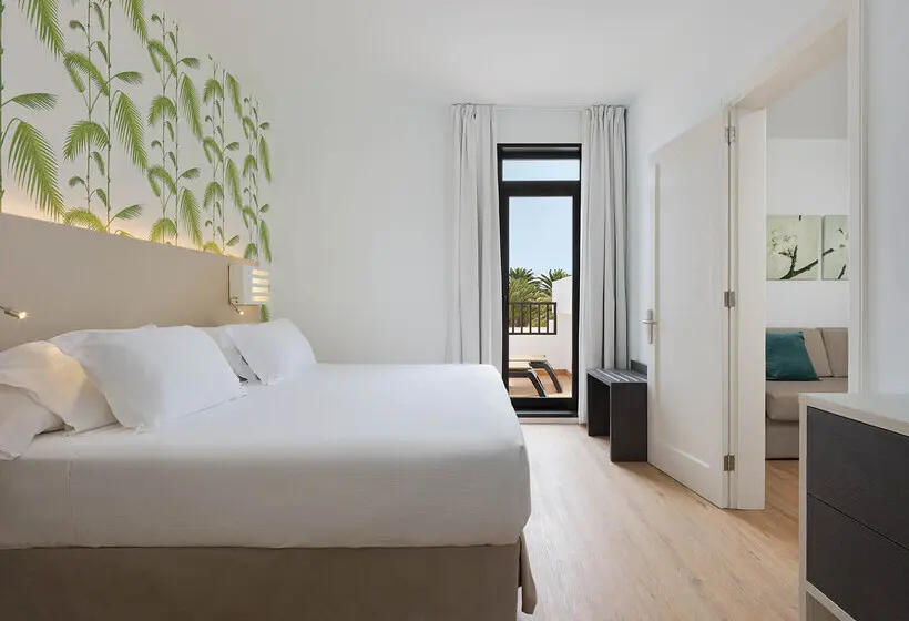 هتل H10 Suites Lanzarote Gardens