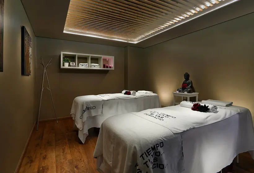 هتل H10 Suites Lanzarote Gardens