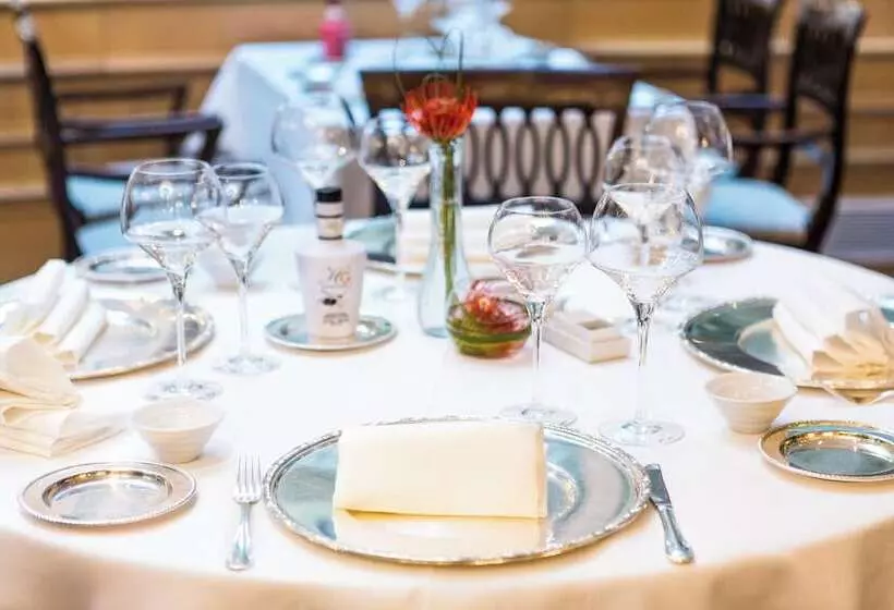 ホテル Intercontinental Madrid, An Ihg