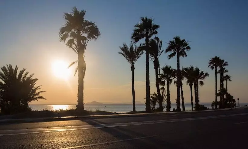 فندق Izán Cavanna