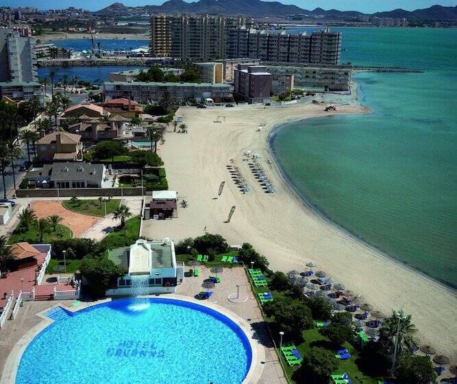 酒店 Izán Cavanna