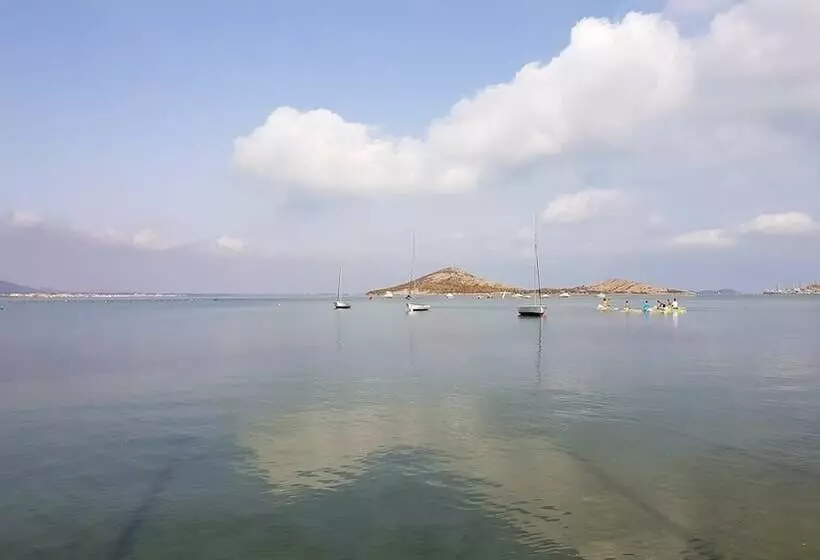 فندق Izán Cavanna