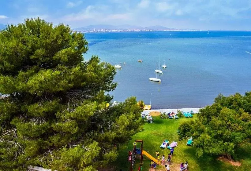 فندق Izán Cavanna