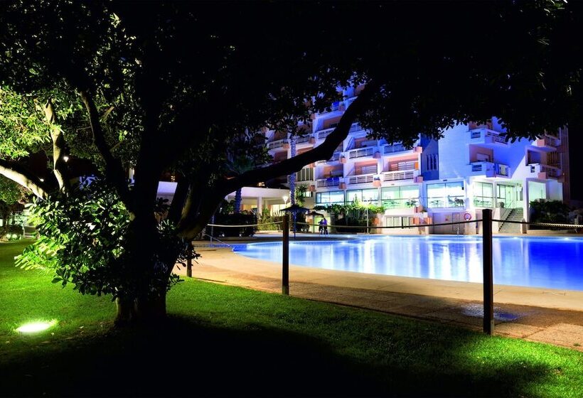 酒店 Izán Cavanna