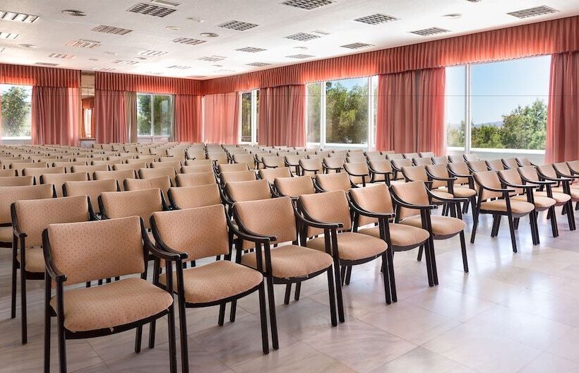 酒店 Izán Cavanna