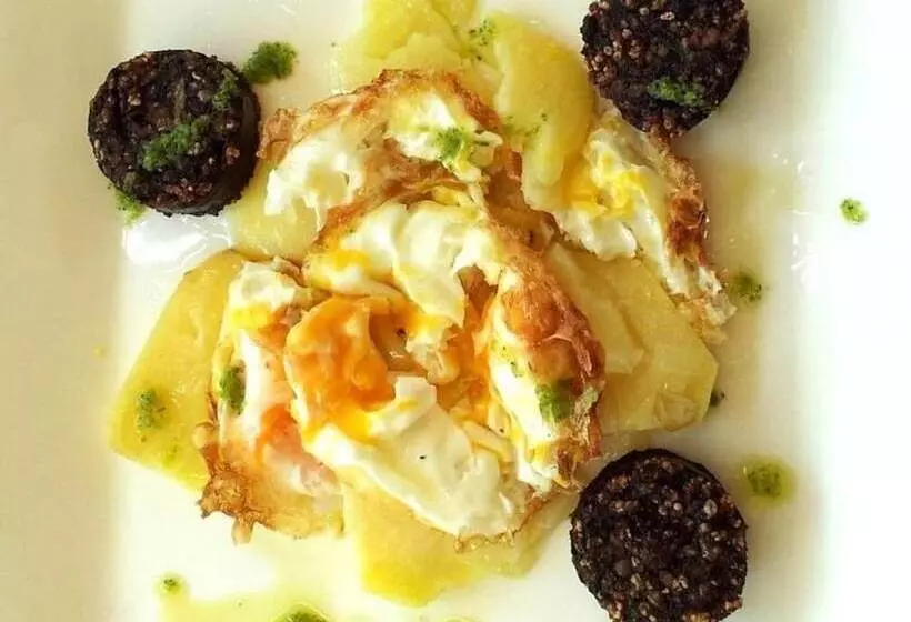 Отель Majadahonda