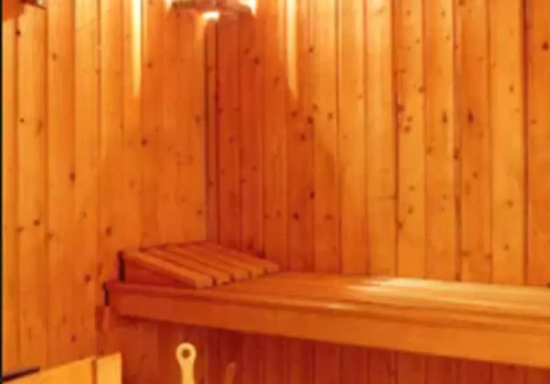 Отель Majadahonda