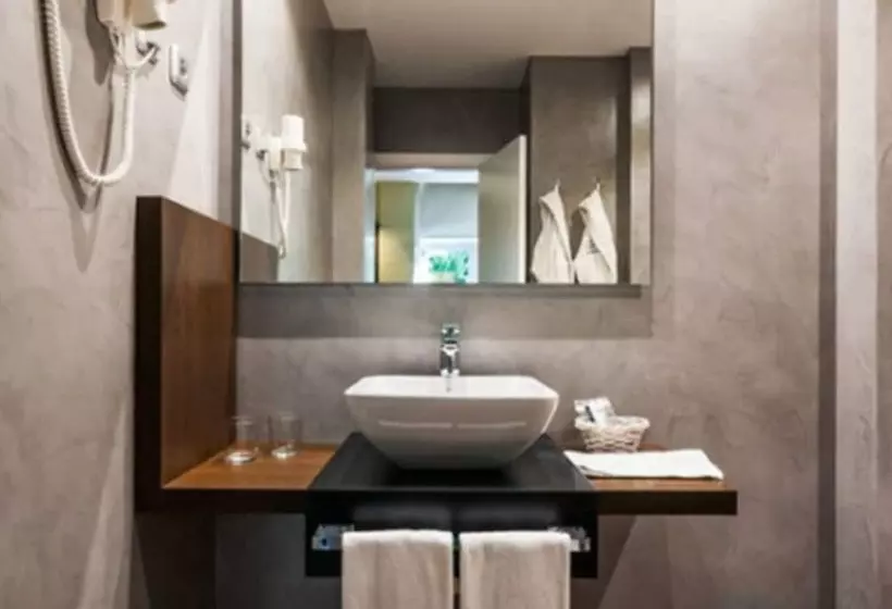 Отель Majadahonda