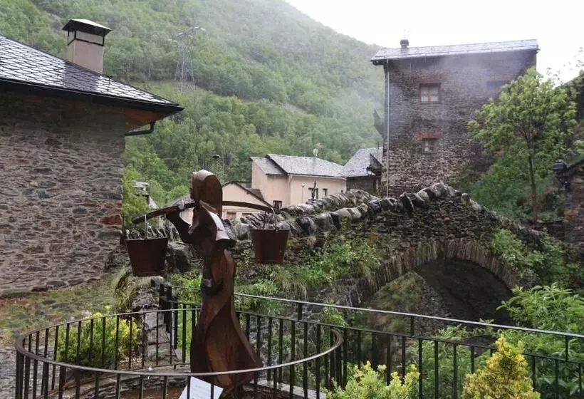 בית מלון כפרי Marxant