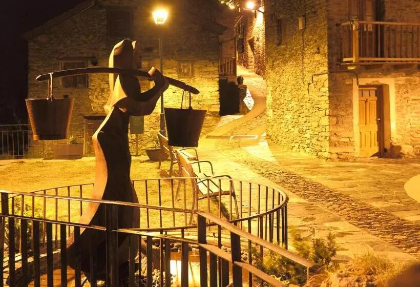 בית מלון כפרי Marxant