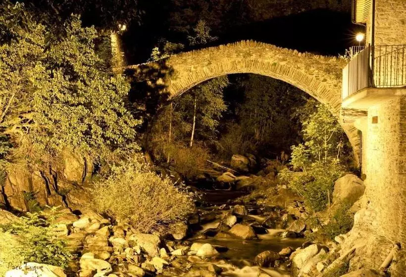 בית מלון כפרי Marxant