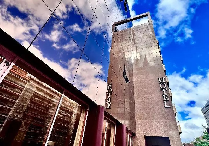 Hotel Mercure Carlton Rioja