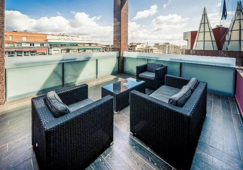 Hotel Mercure Carlton Rioja