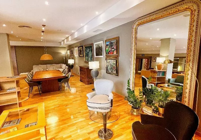 Hotel Mercure Carlton Rioja