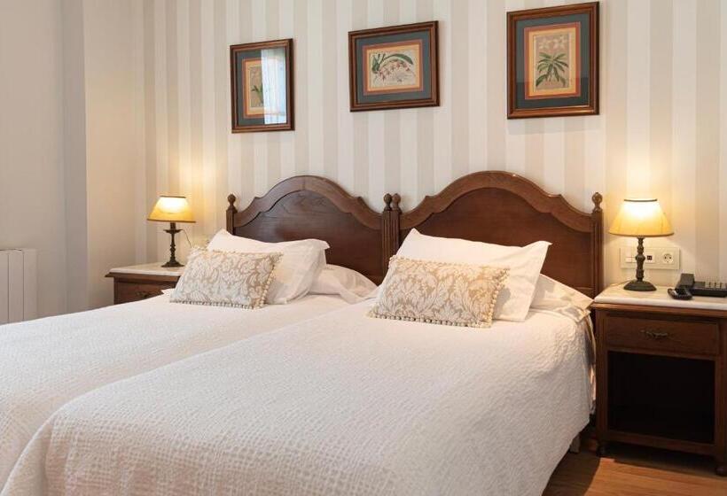 هتل Monumento Convento De San Benito