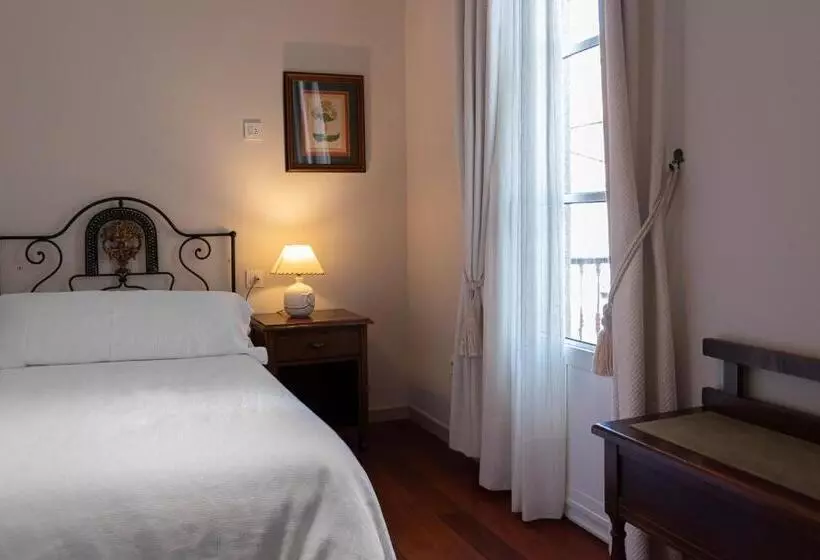 Отель Monumento Convento De San Benito