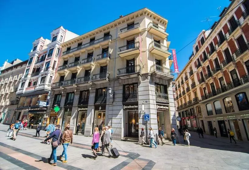 هتل Petit Palace Preciados