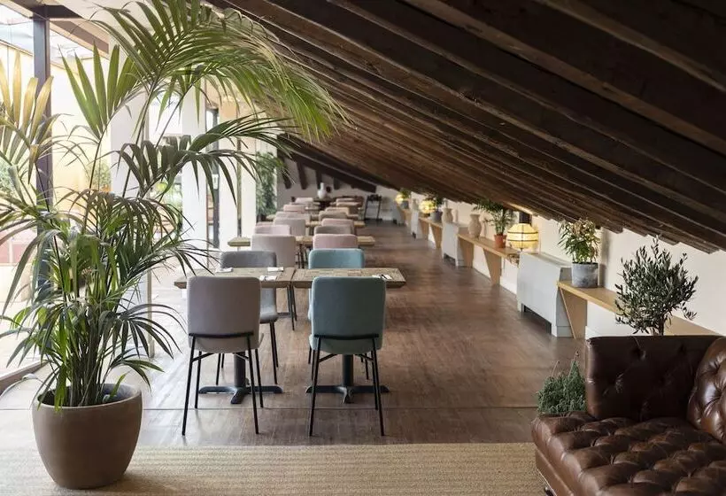 هتل Petit Palace Preciados