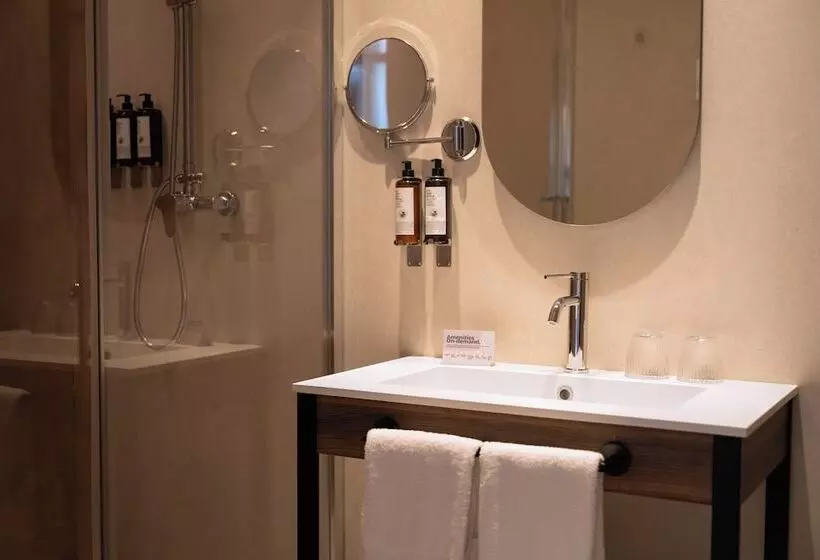 هتل Petit Palace Preciados