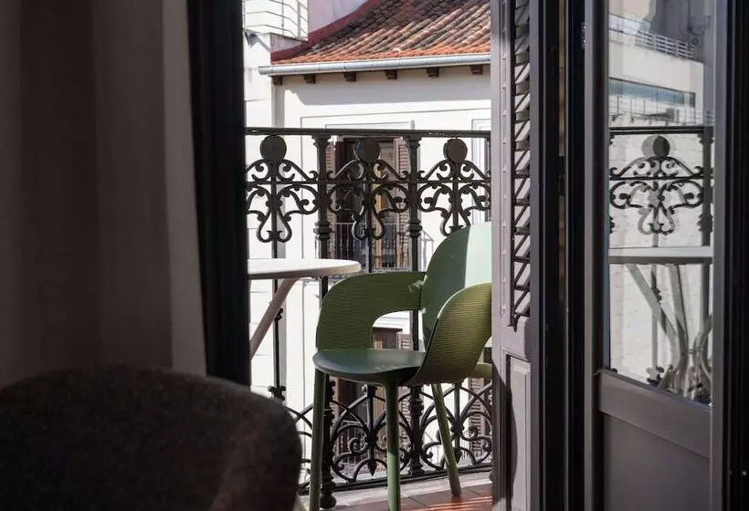 هتل Petit Palace Preciados