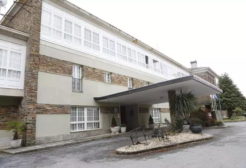 בית מלון כפרי Pousada De Portomarín