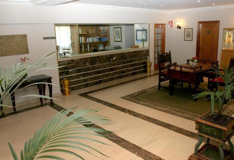 Hotel Pousada De Portomarín