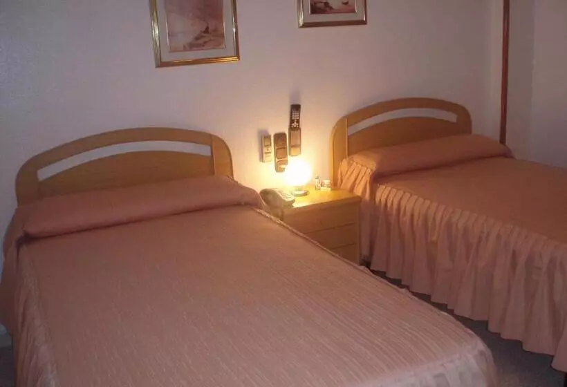 בית מלון כפרי Restaurante Santos