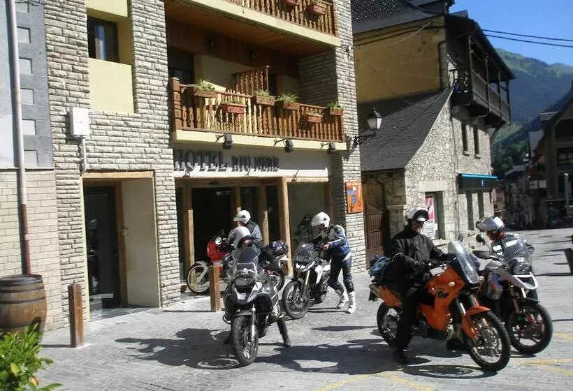 Szálloda Riu Nere Mountain