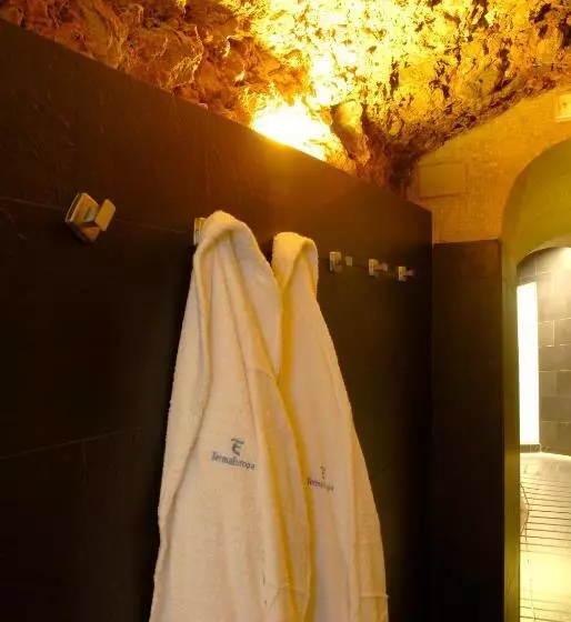 فندق Spa Termaeuropa Balneario Arnedillo