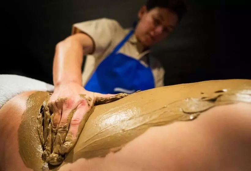 فندق Spa Termaeuropa Balneario Arnedillo