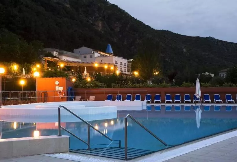 فندق Spa Termaeuropa Balneario Arnedillo