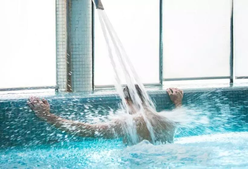 فندق Spa Termaeuropa Balneario Arnedillo