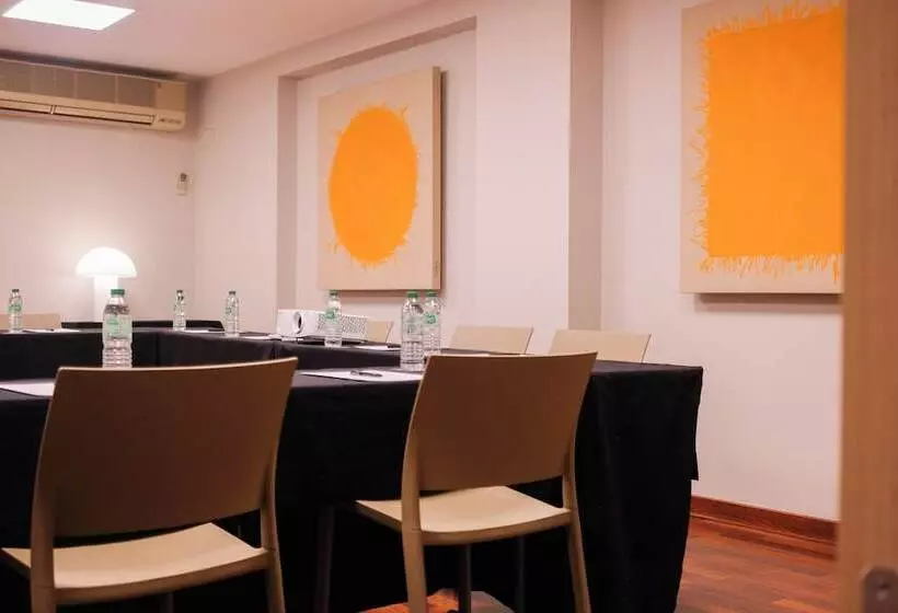 Hotel Zenit Abeba