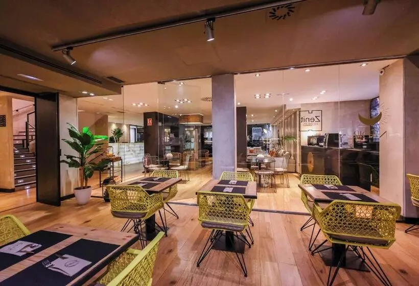 Hotel Zenit Abeba