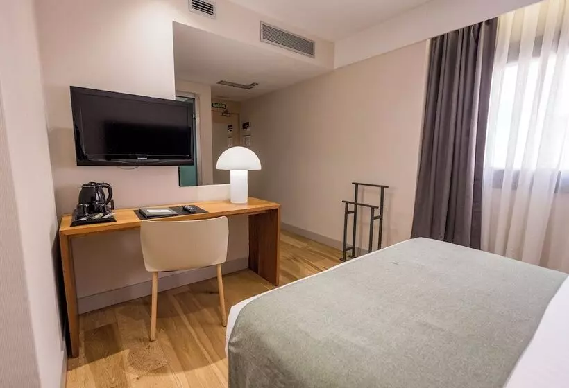 Hotel Zenit Abeba