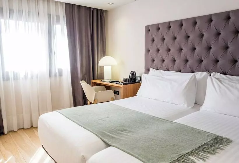 Hotel Zenit Abeba