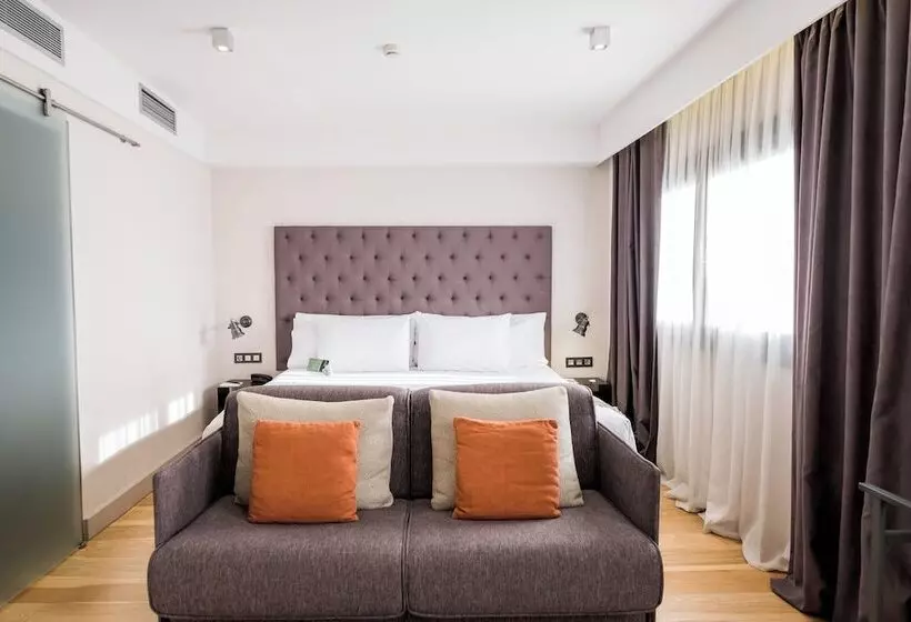 Hotel Zenit Abeba